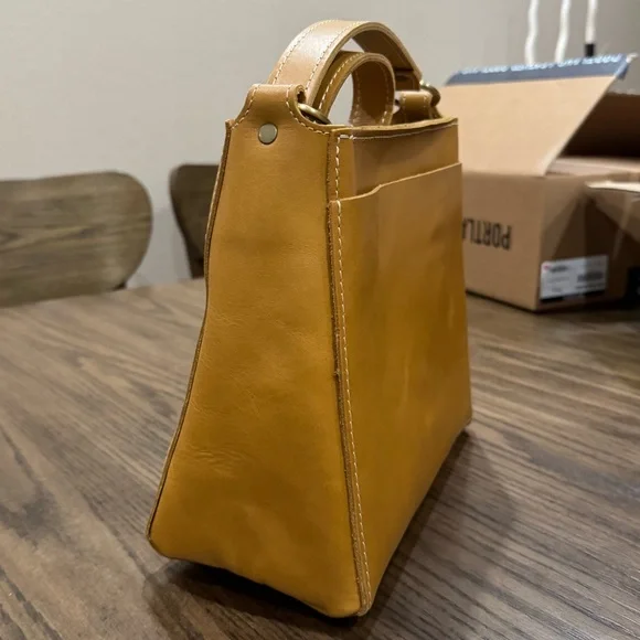 Portland Leather Mango Triangle Bag - Picture 3 of 4
